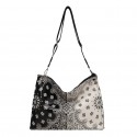 Retro Printed Shoulder Messenger Bag Nhgn407912