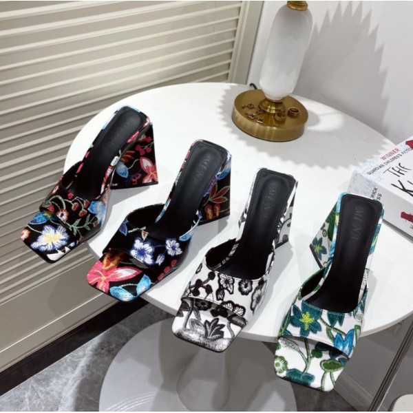 Color Printing Square Head Triangle High Heel Slippers Nhso405451