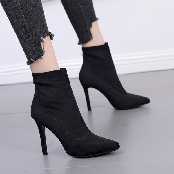 Pointed Toe Suede Black Short Boots Nhso410170